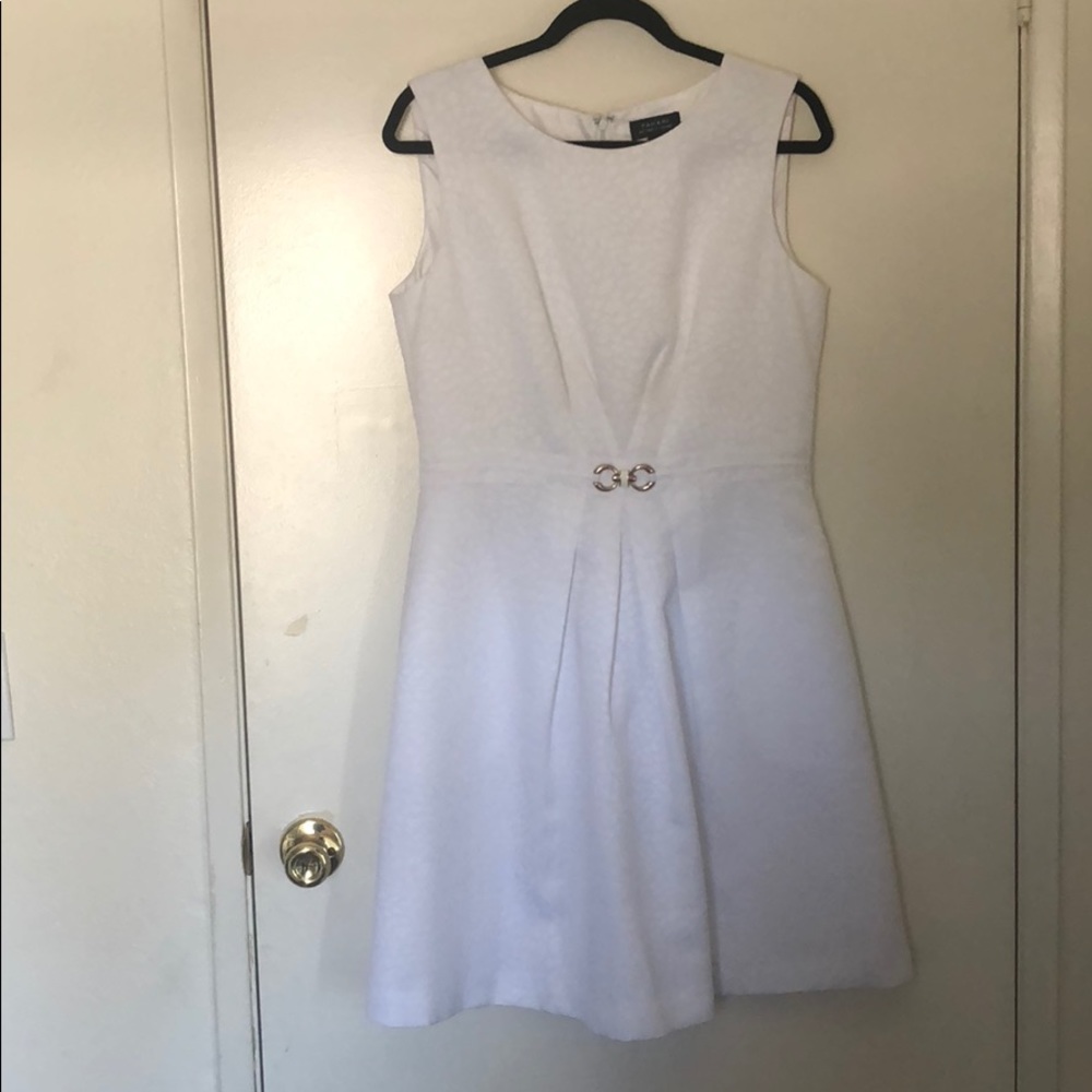 White sleeveless dress. Like new!